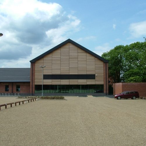 lutterworth-sports-centre-01