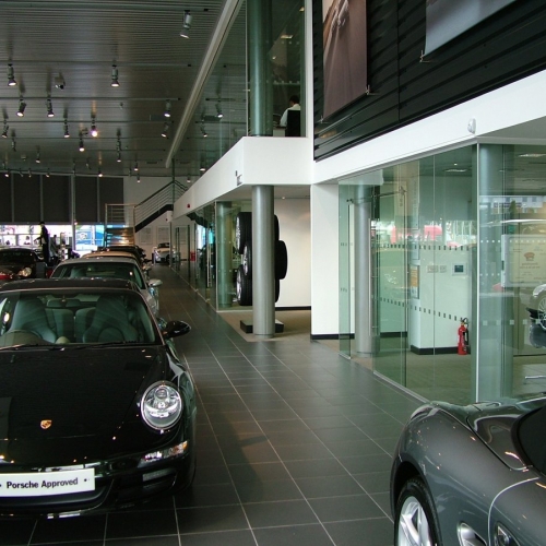 porsche-leeds-01