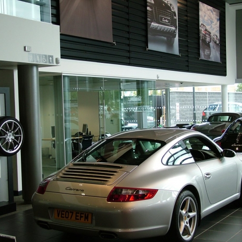 porsche-leeds-03