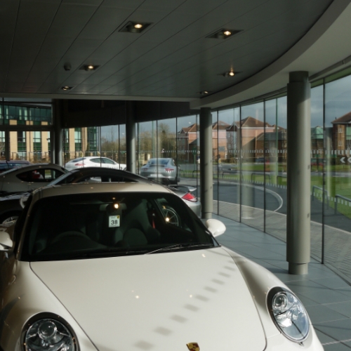 porsche-centre-solihull-09